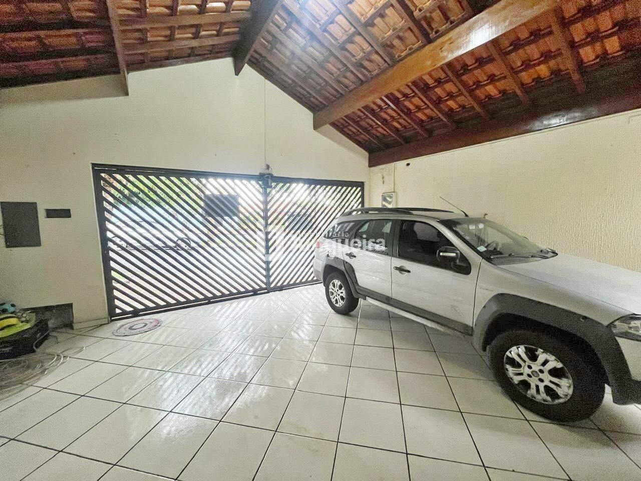 Casa à venda, 2 quartos, 2 vagas, no bairro Conjunto Residencial Mário Dedini em Piracicaba - SP