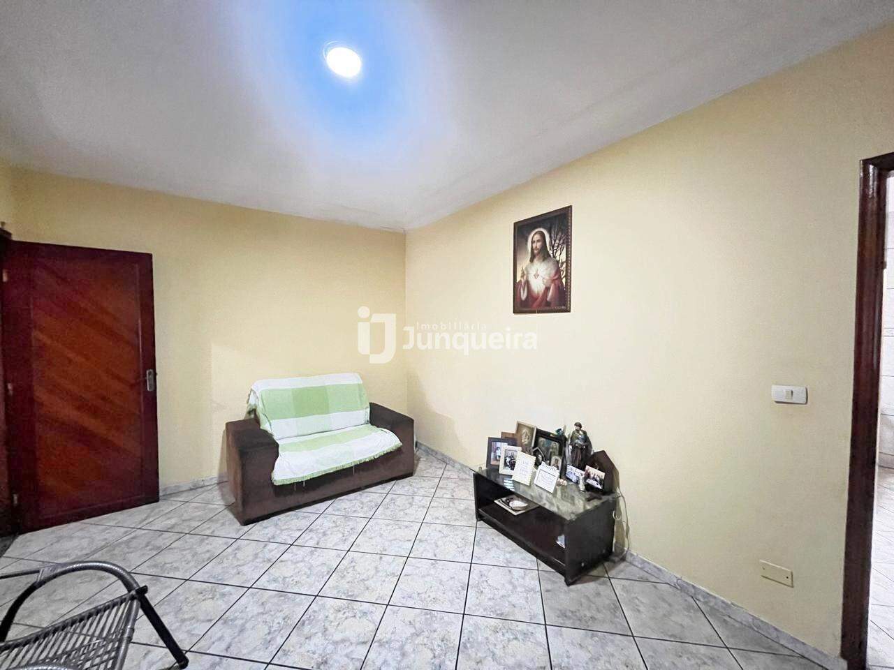 Casa à venda, 2 quartos, 2 vagas, no bairro Conjunto Residencial Mário Dedini em Piracicaba - SP