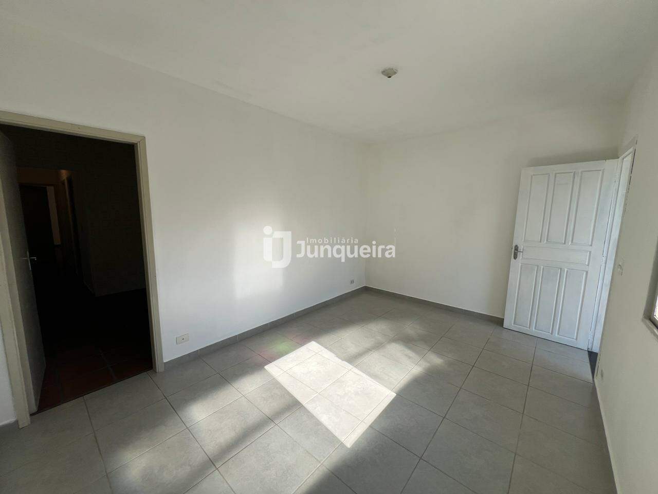 Casa para alugar, 2 quartos, 1 vaga, no bairro Jardim Nova Iguaçu em Piracicaba - SP