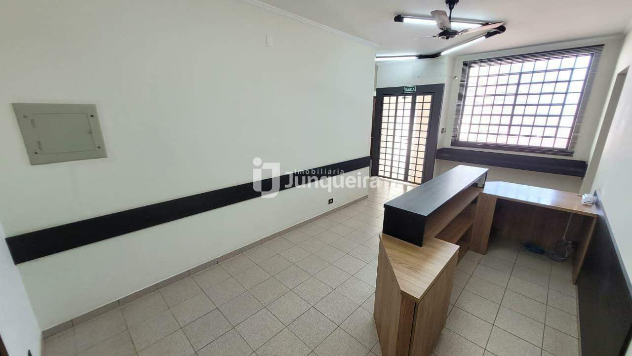 Prédio Comercial para alugar, no bairro Centro em Piracicaba - SP