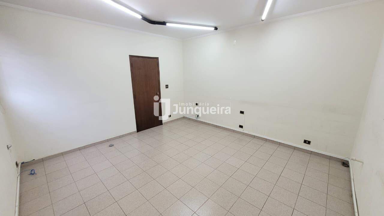 Sala Comercial para alugar, no bairro Centro em Piracicaba - SP