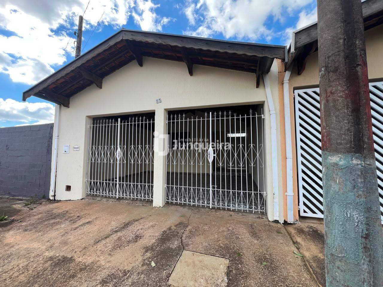 Casa para alugar, 2 quartos, 2 vagas, no bairro Pompéia em Piracicaba - SP