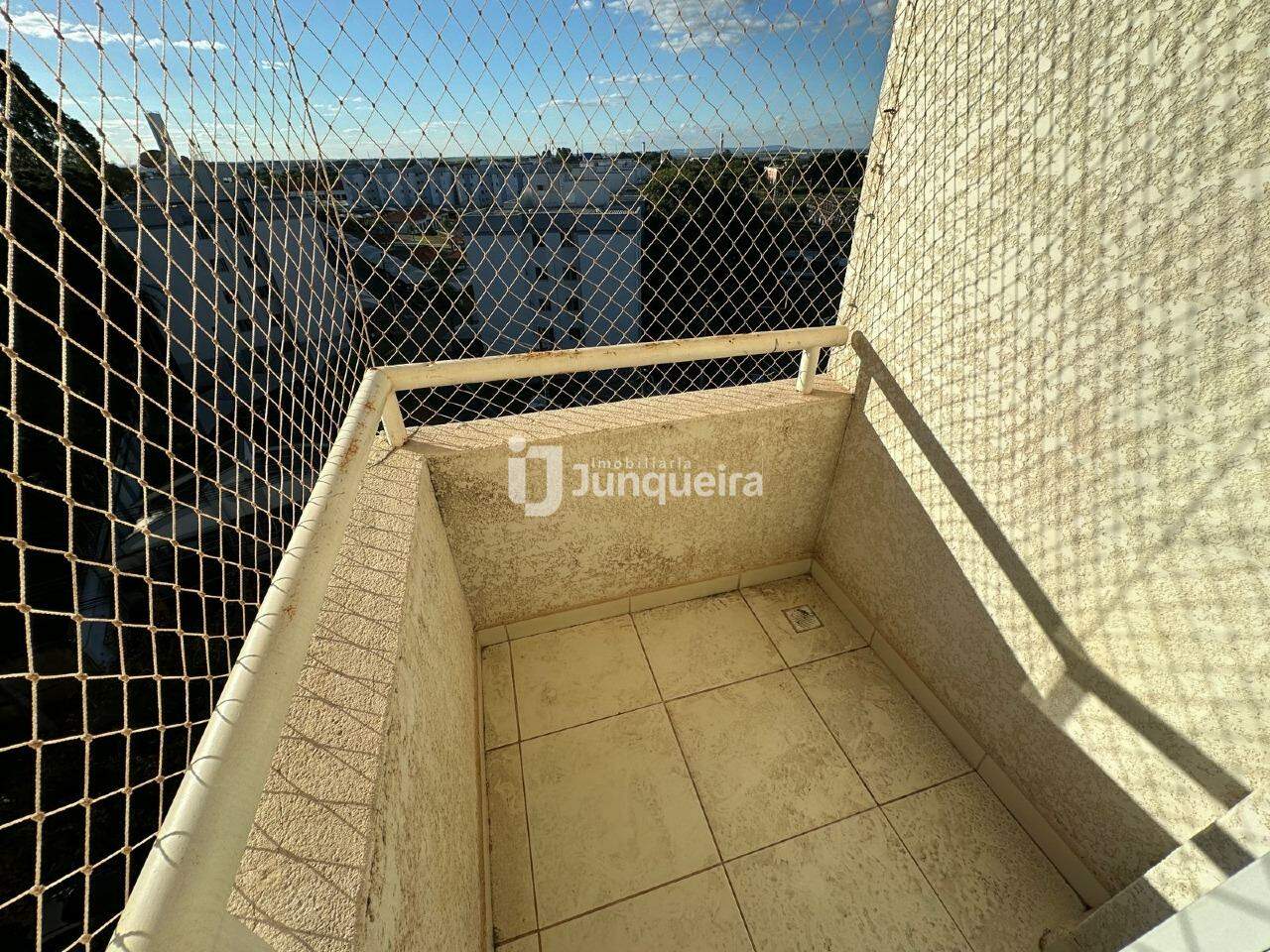 Apartamento para alugar no Las Palmas, 2 quartos, 2 vagas, no bairro Jardim Nova Iguaçu em Piracicaba - SP