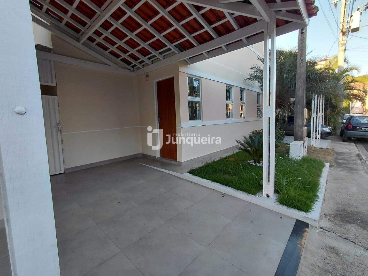 Casa em Condomínio à venda no  Vila Santa Clara, 2 quartos, 1 vaga, no bairro Jardim Três Marias em Piracicaba - SP