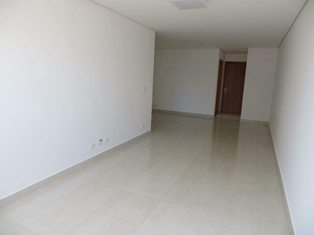 Apartamento à venda no Atlantic, 3 quartos, sendo 1 suíte, 2 vagas, no bairro Alto em Piracicaba - SP