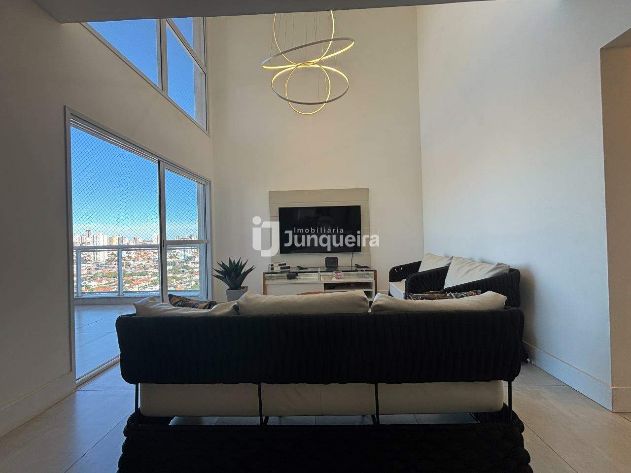 Apartamento à venda no Grand Garden, 3 quartos, sendo 3 suítes, 3 vagas, no bairro São Dimas em Piracicaba - SP