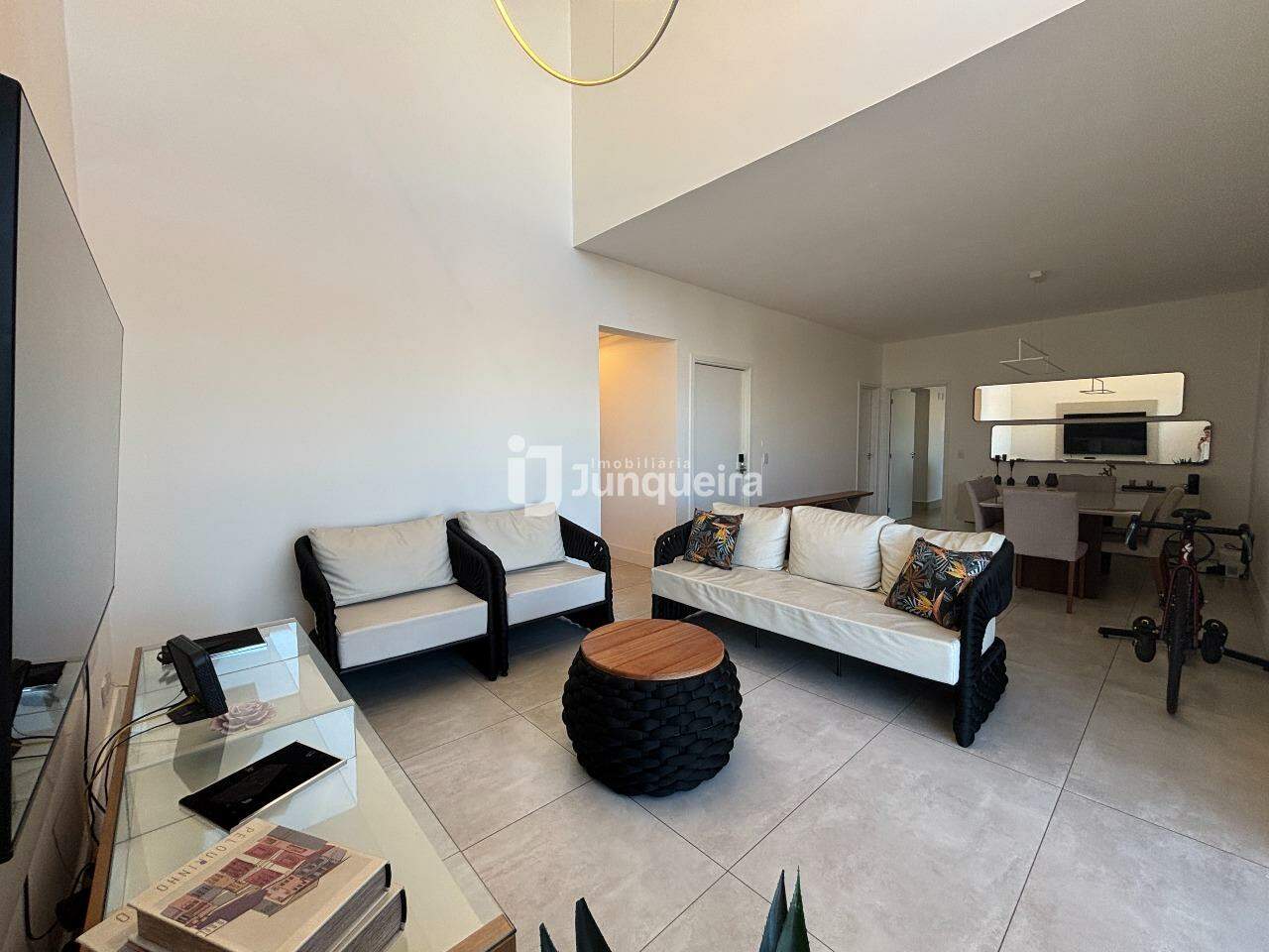 Apartamento à venda no Grand Garden, 3 quartos, sendo 3 suítes, 3 vagas, no bairro São Dimas em Piracicaba - SP