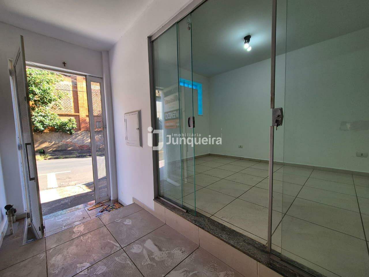 Casa Comercial à venda, no bairro Bairro Alto em Piracicaba - SP