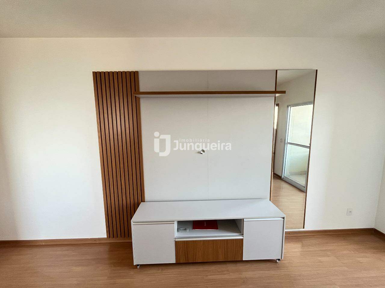 Apartamento à venda no Piazza di Milano, 2 quartos, 1 vaga, no bairro jardim nossa senhora de fatima em Piracicaba - SP