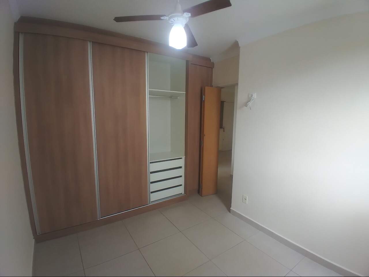 Apartamento à venda no Piazza San Pietro, 2 quartos, 1 vaga, no bairro Nova Pompéia em Piracicaba - SP