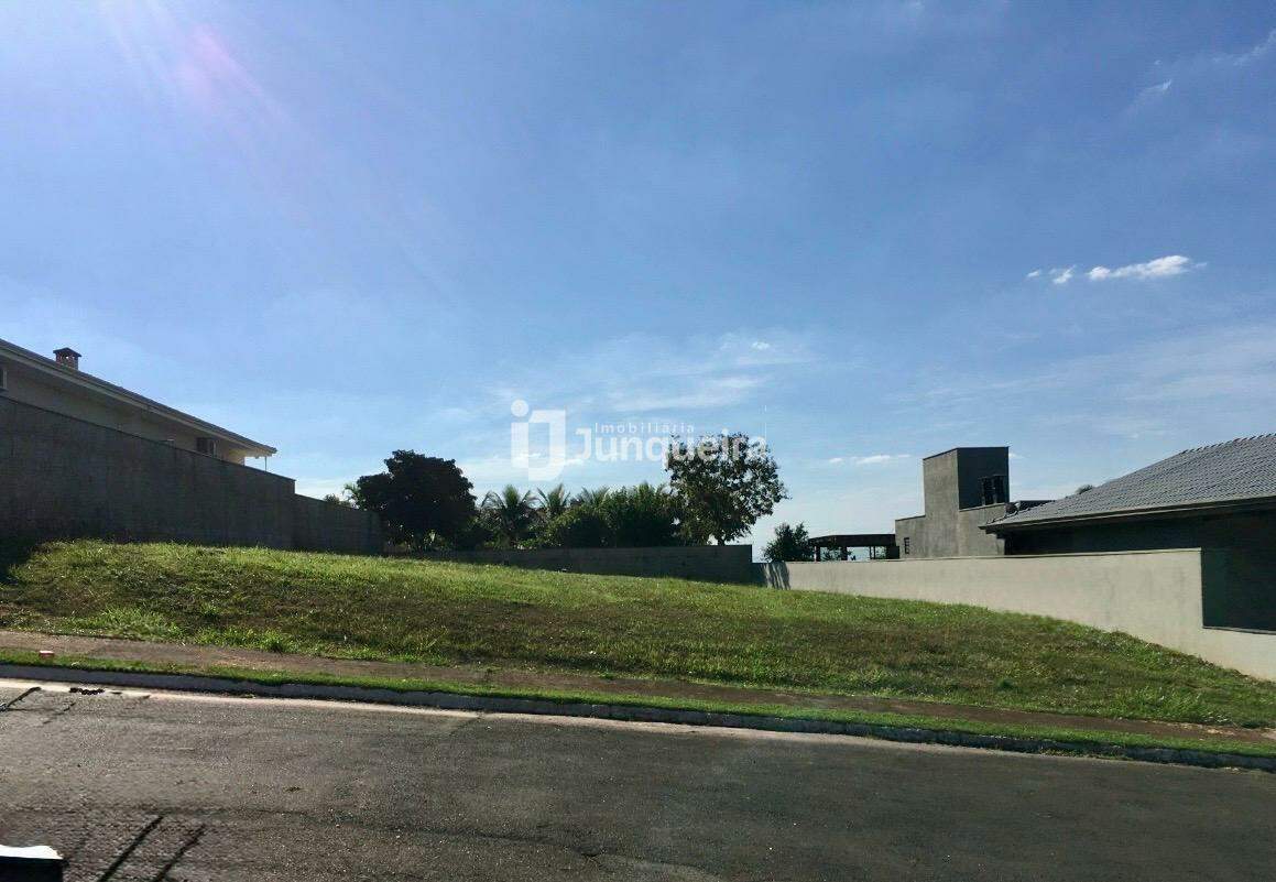 Terreno em Condomínio à venda no Park Campestre I, no bairro Campestre em Piracicaba - SP