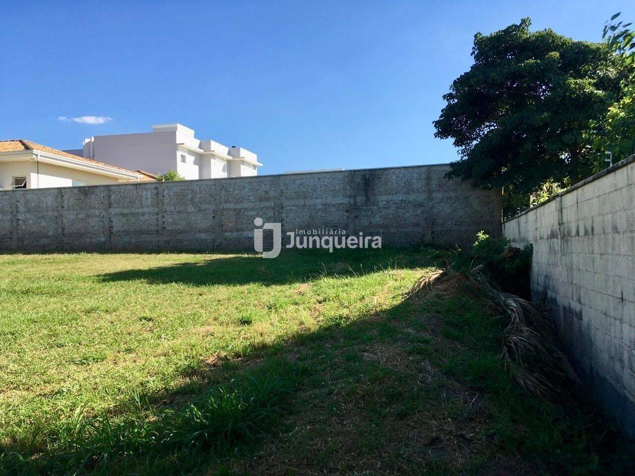 Terreno em Condomínio à venda no Park Campestre I, no bairro Campestre em Piracicaba - SP