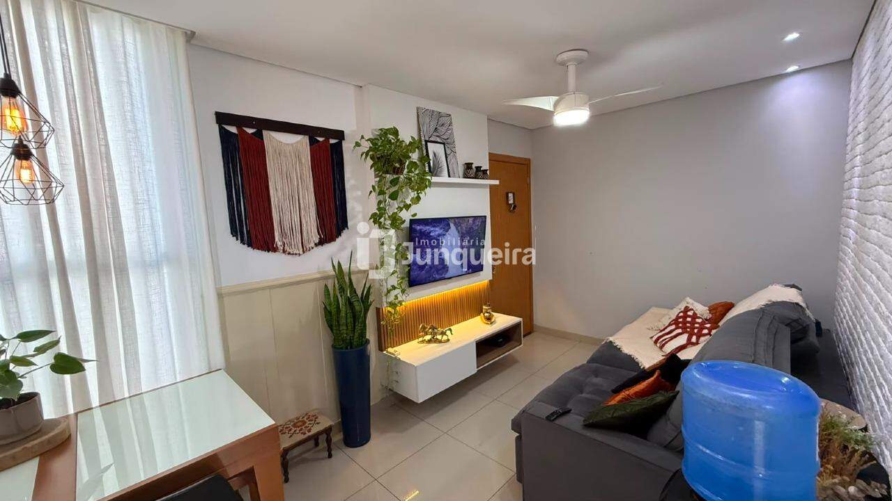 Apartamento à venda no Piazza Di Roma, 2 quartos, 1 vaga, no bairro Jardim São Francisco em Piracicaba - SP