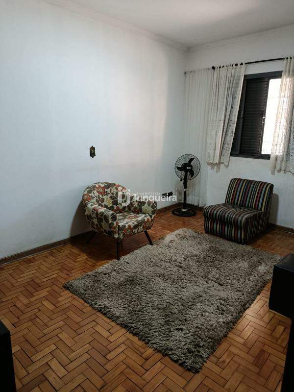 Casa à venda, 3 quartos, 4 vagas, no bairro Paulicéia em Piracicaba - SP