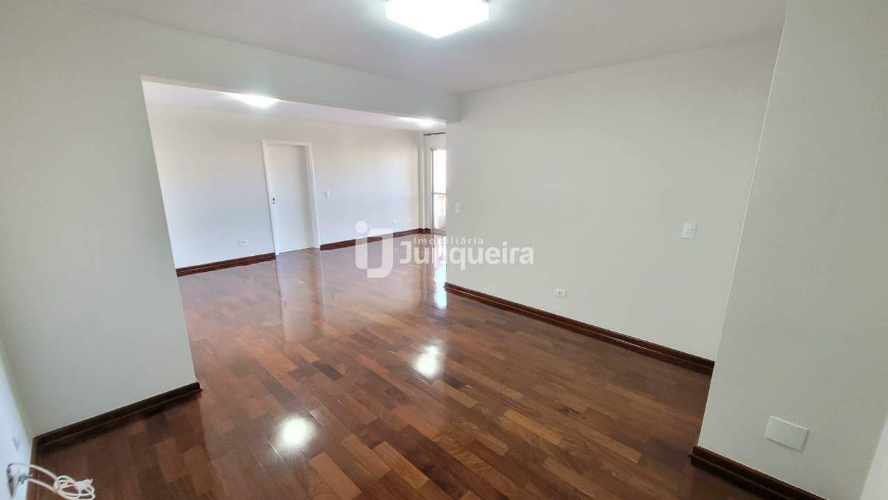 Apartamento para alugar no Edifício Marrocos, 3 quartos, sendo 1 suíte, 2 vagas, no bairro São Dimas em Piracicaba - SP