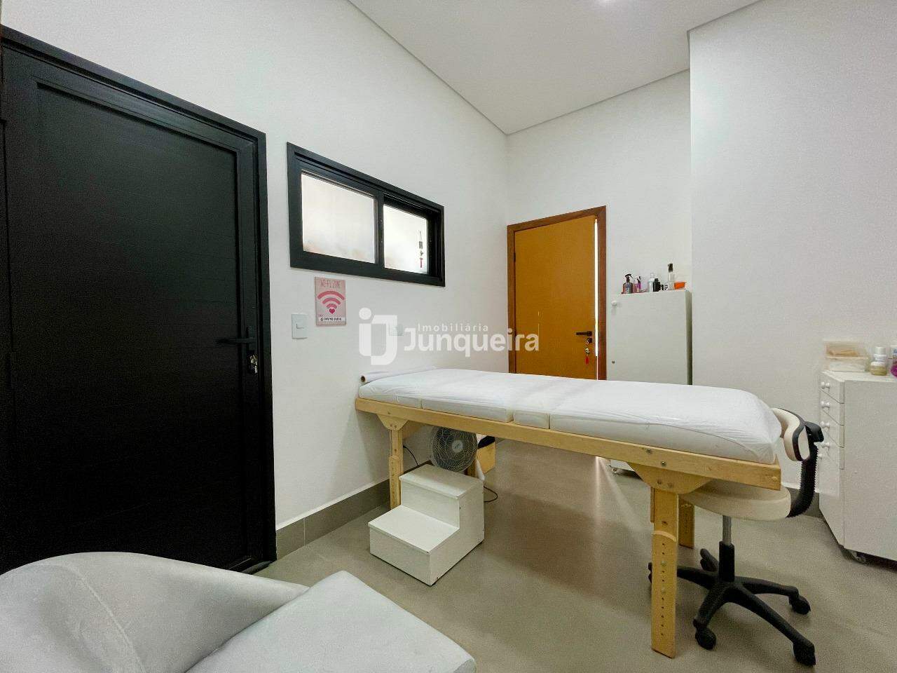 Casa em Condomínio à venda no Park Unimep Taquaral, 4 quartos, sendo 4 suítes, 4 vagas, no bairro Taquaral em Piracicaba - SP