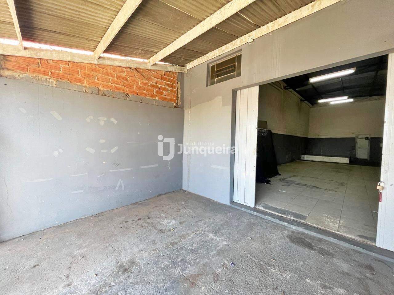 Salão à venda, 1 vaga, no bairro Parque Residencial Monte Rey em Piracicaba - SP