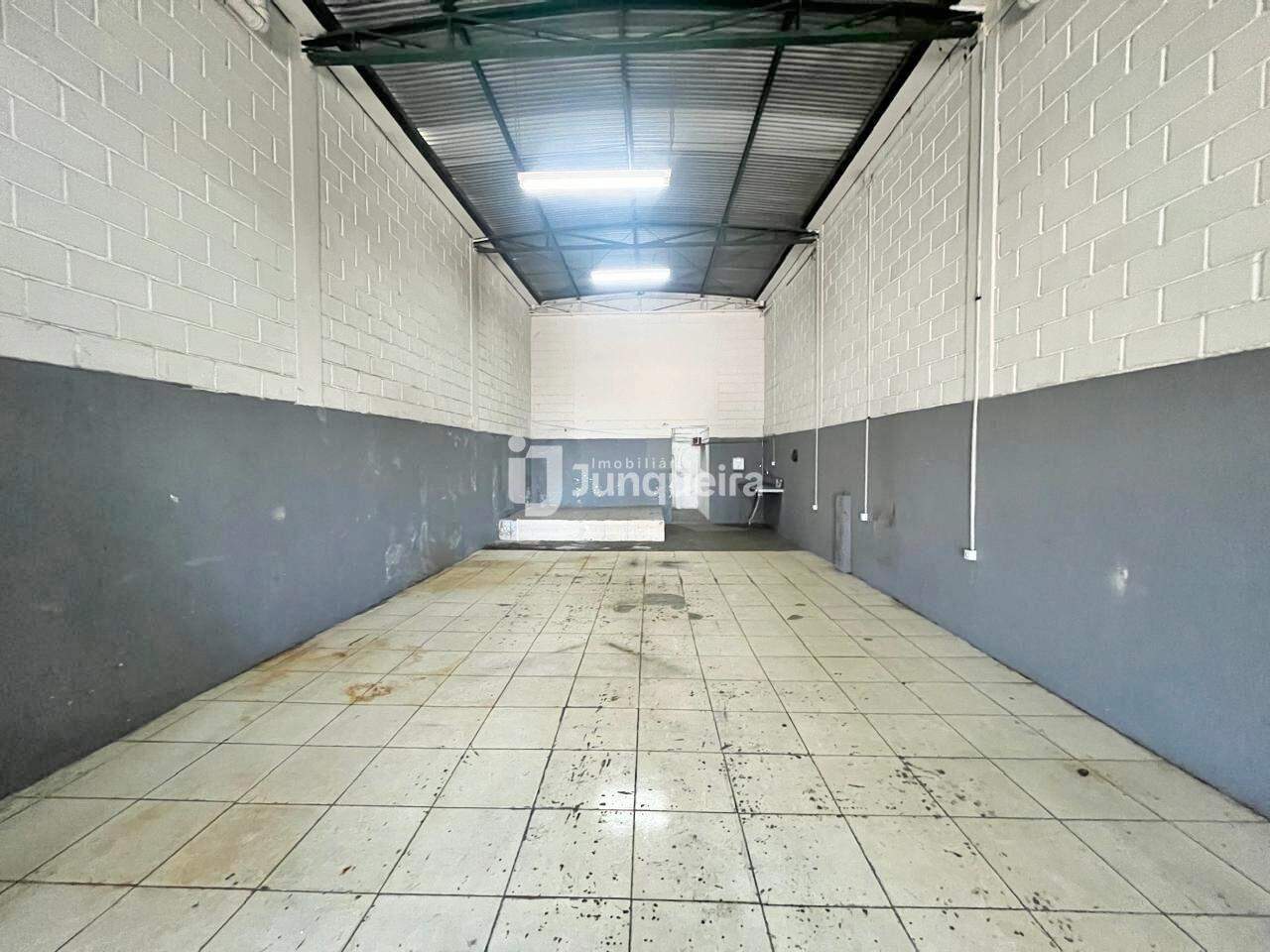 Salão à venda, 1 vaga, no bairro Parque Residencial Monte Rey em Piracicaba - SP