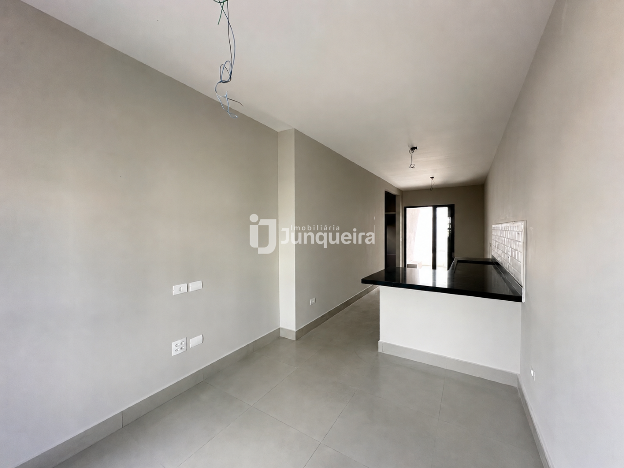 Casa em Condomínio à venda no Reserva das Paineiras, 3 quartos, sendo 1 suíte, 1 vaga, no bairro Ondas em Piracicaba - SP
