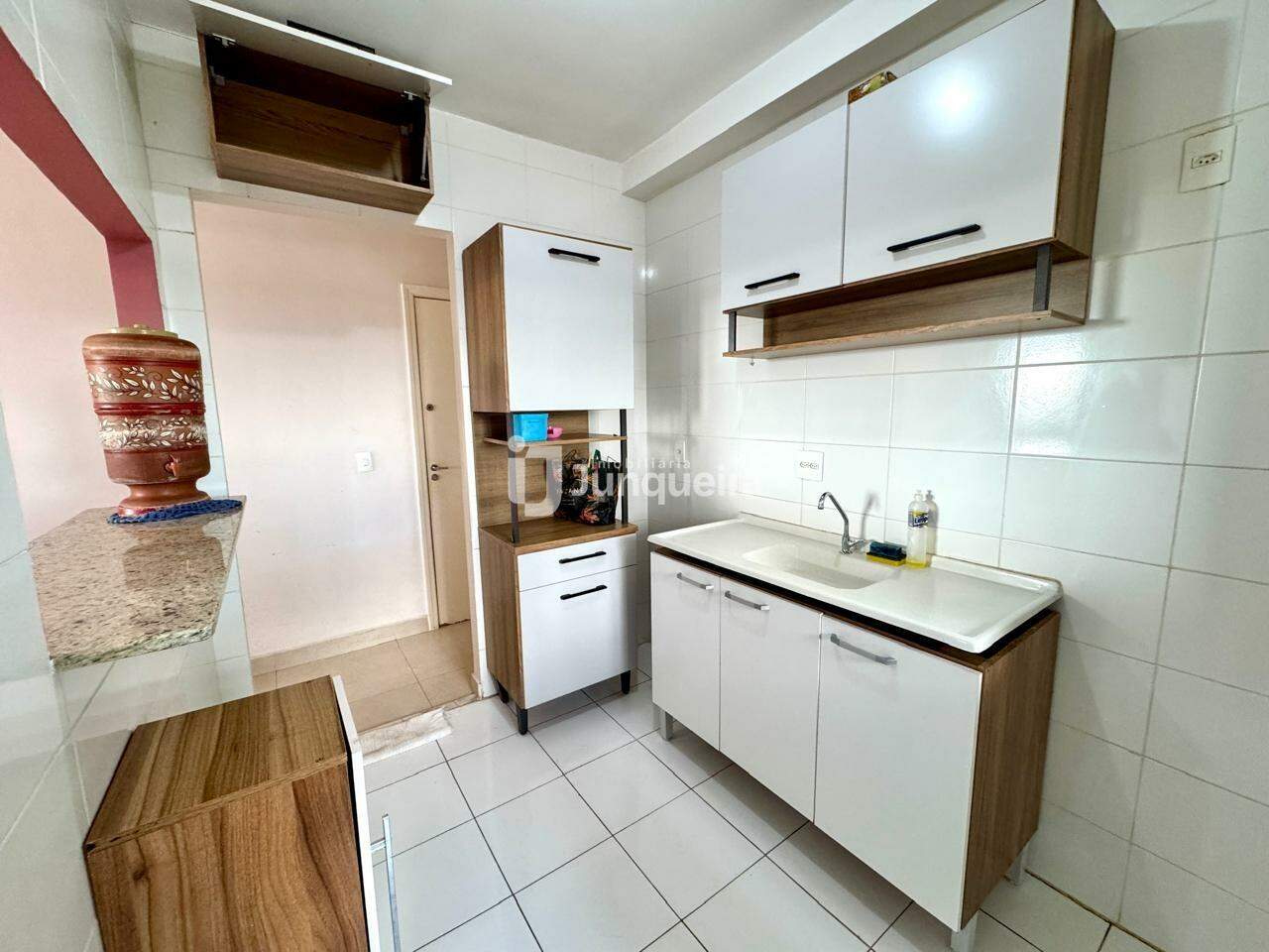 Apartamento à venda no Torres do Jardim III, 2 quartos, sendo 1 suíte, 2 vagas, no bairro Nova América em Piracicaba - SP