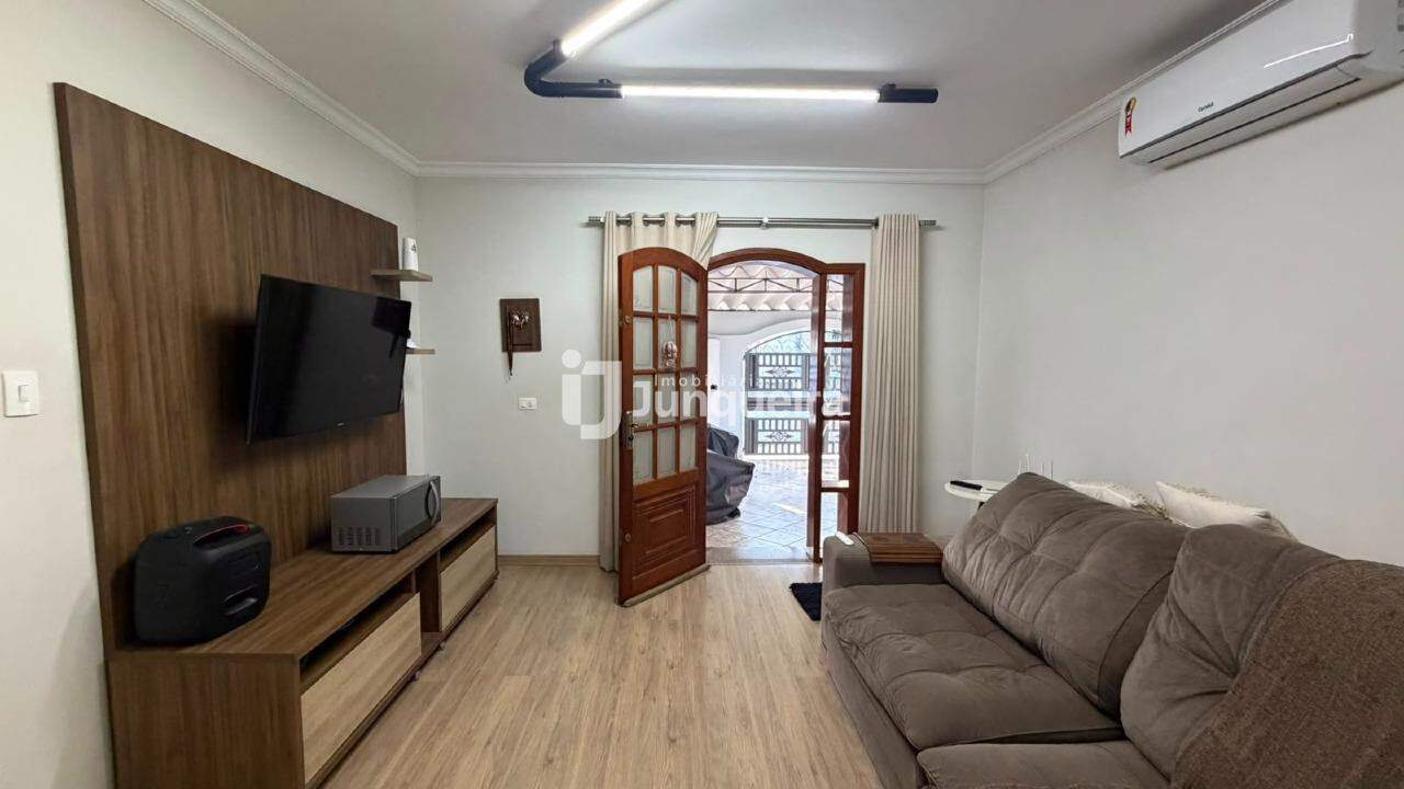 Casa à venda, 3 quartos, no bairro Santa Terezinha em Piracicaba - SP