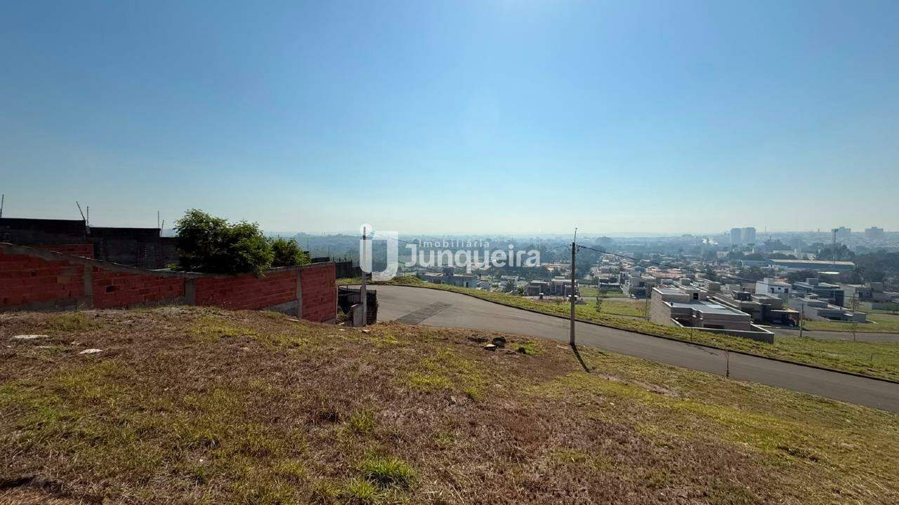 Terreno em Condomínio à venda no Canadá Residencial, no bairro Residencial Canadá em Piracicaba - SP