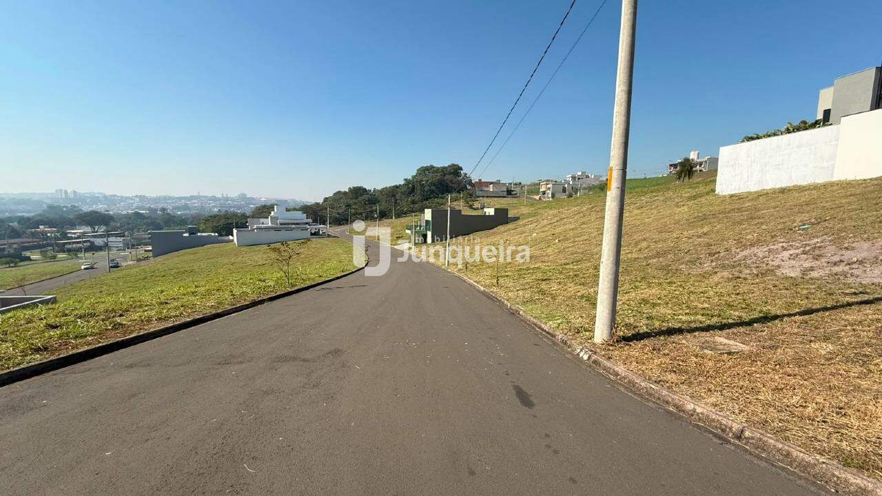 Terreno em Condomínio à venda no Canadá Residencial, no bairro Residencial Canadá em Piracicaba - SP