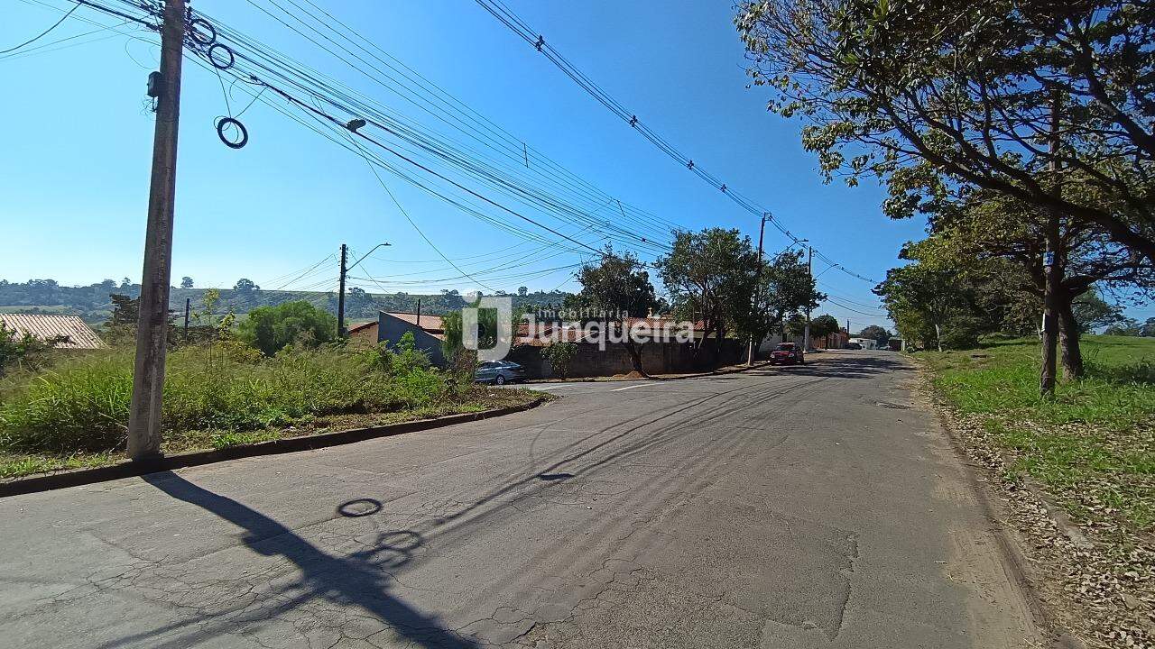 Terreno à venda, 2 vagas, no bairro Parque Peória (Tupi) em Piracicaba - SP