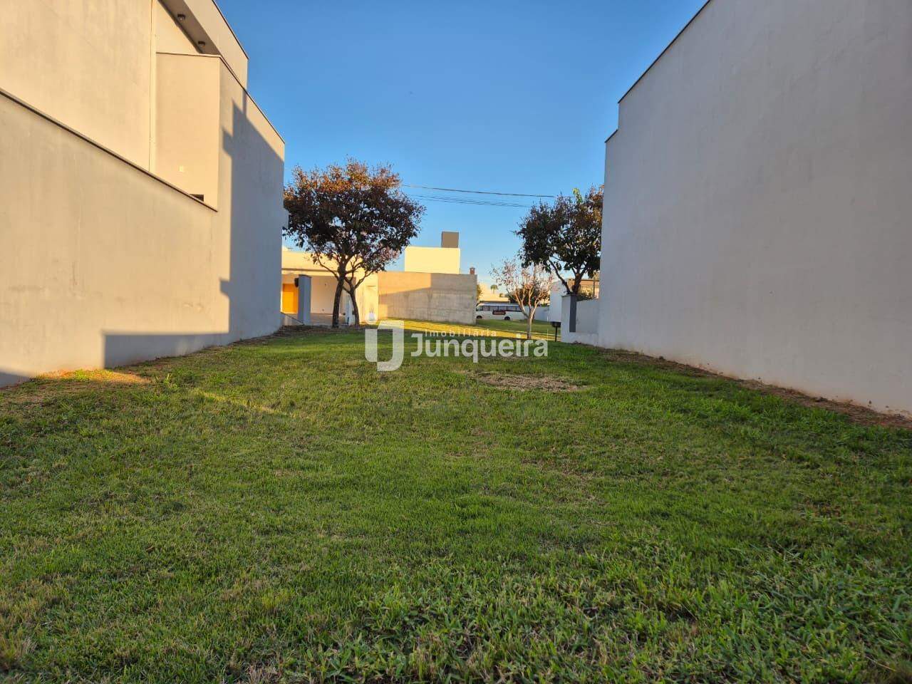 Terreno em Condomínio à venda no Park Unimep Taquaral, no bairro Taquaral em Piracicaba - SP