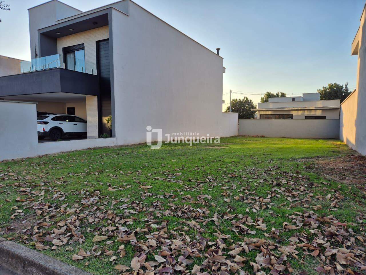 Terreno em Condomínio à venda no Park Unimep Taquaral, no bairro Taquaral em Piracicaba - SP