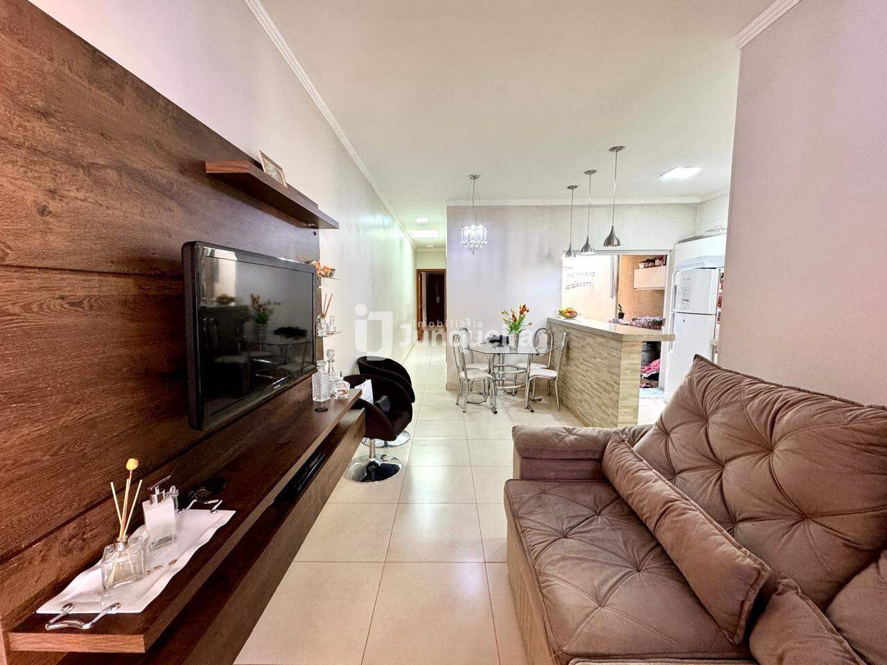 Casa à venda, 2 quartos, sendo 1 suíte, 2 vagas, no bairro Jardim Noiva da Colina em Piracicaba - SP