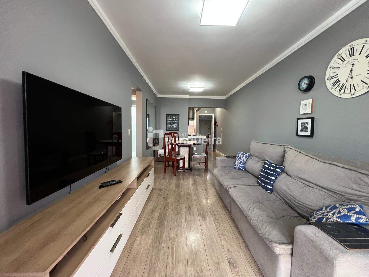 Apartamento para alugar no  Edifício Munique, 3 quartos, sendo 1 suíte, 2 vagas, no bairro Alemães em Piracicaba - SP
