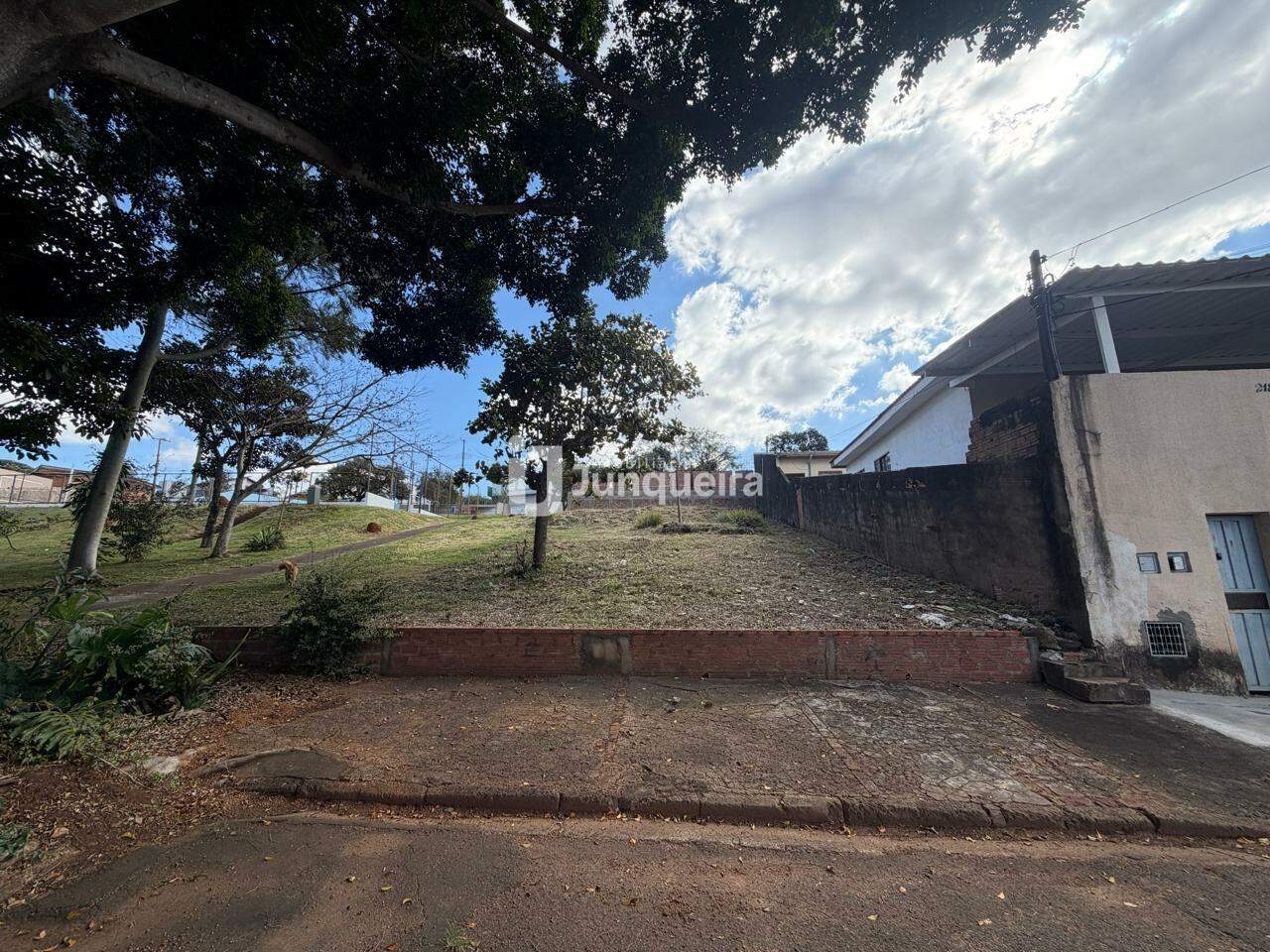 Terreno à venda, no bairro Loteamento Santa Rosa em Piracicaba - SP