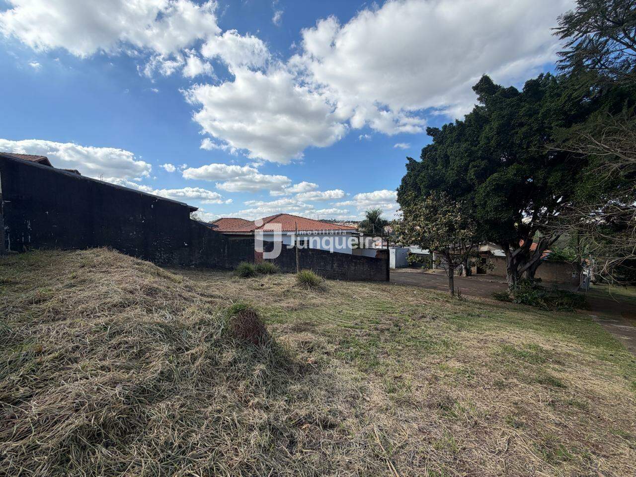 Terreno à venda, no bairro Loteamento Santa Rosa em Piracicaba - SP