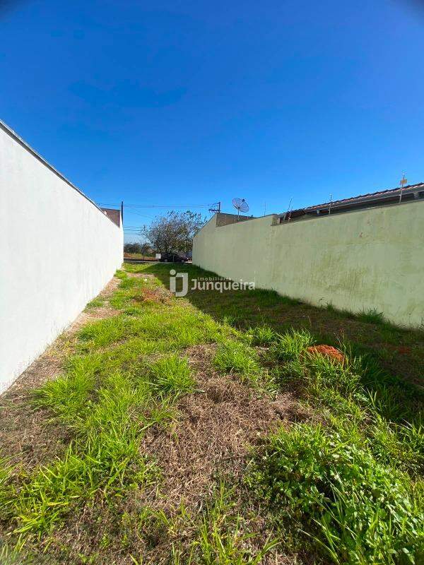 Terreno à venda, no bairro Pompéia em Piracicaba - SP