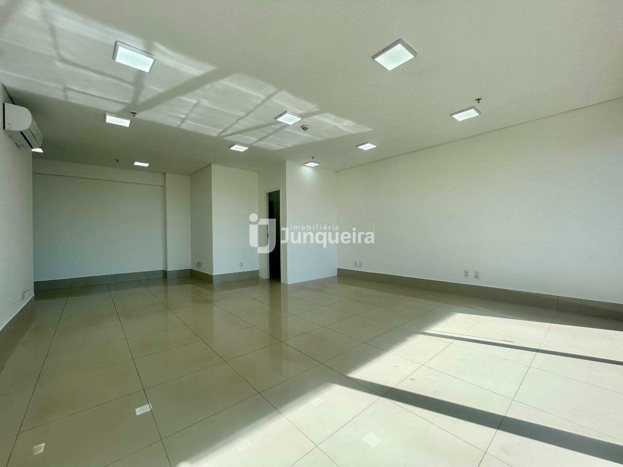 Sala Comercial à venda, 2 vagas, no bairro Centro em Piracicaba - SP