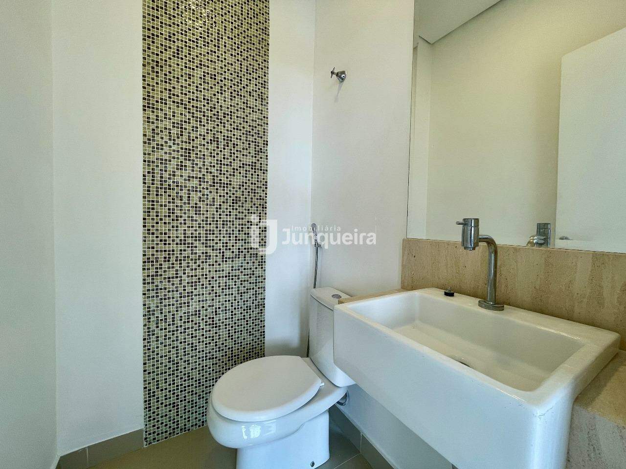 Sala Comercial à venda, 2 vagas, no bairro Centro em Piracicaba - SP