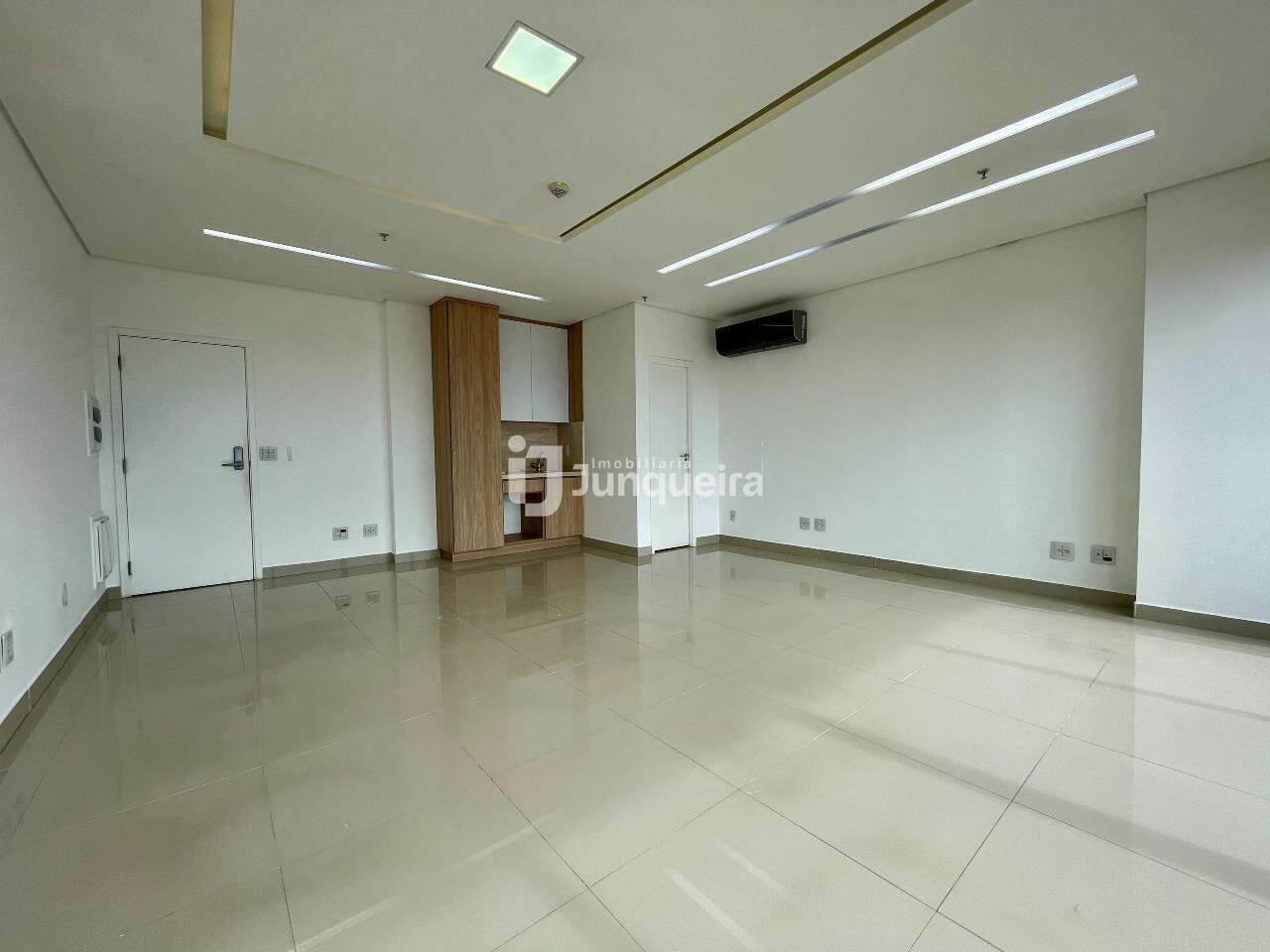 Sala Comercial à venda, 2 vagas, no bairro Centro em Piracicaba - SP