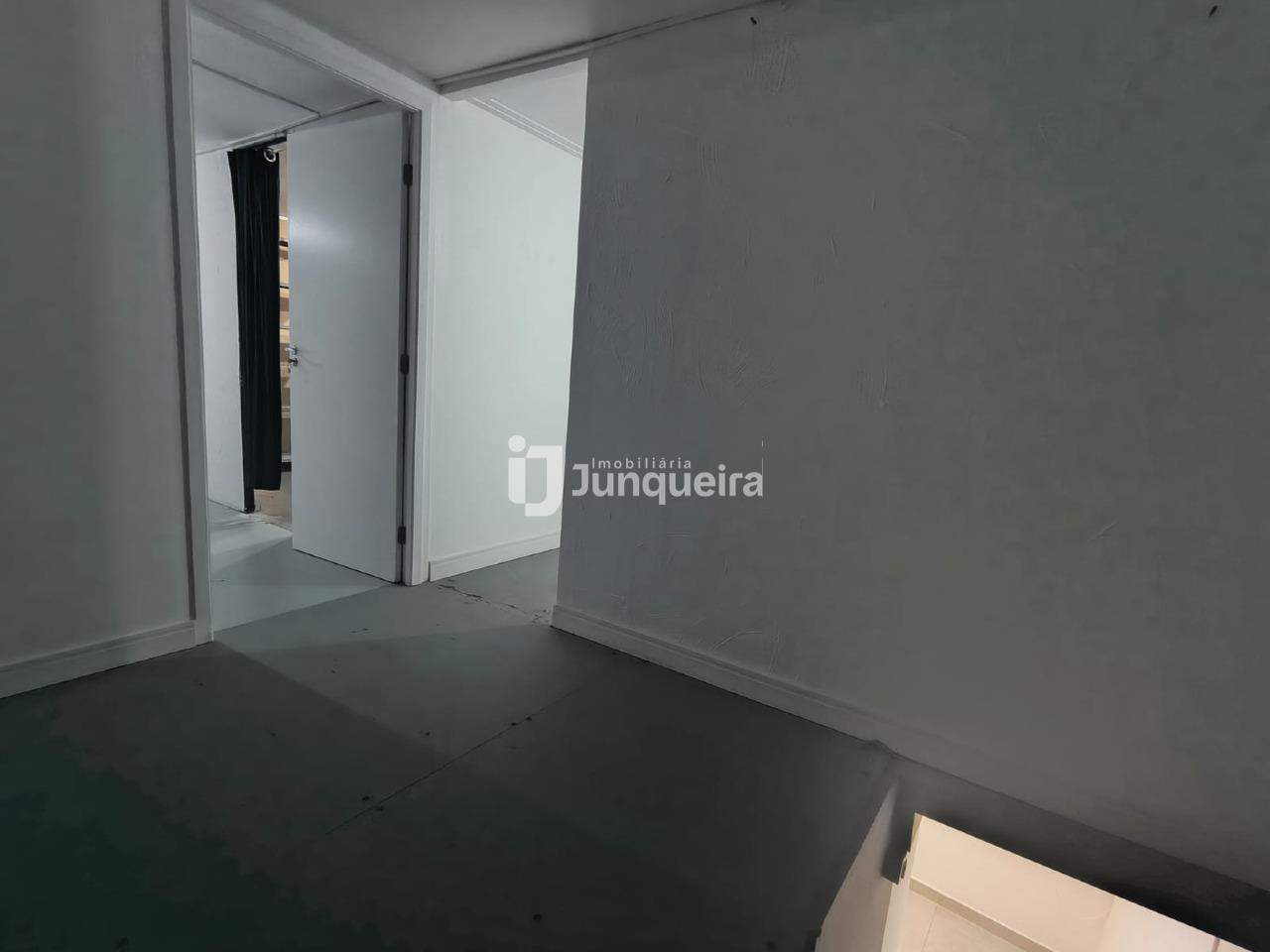 Sala Comercial para alugar, no bairro Centro em Piracicaba - SP