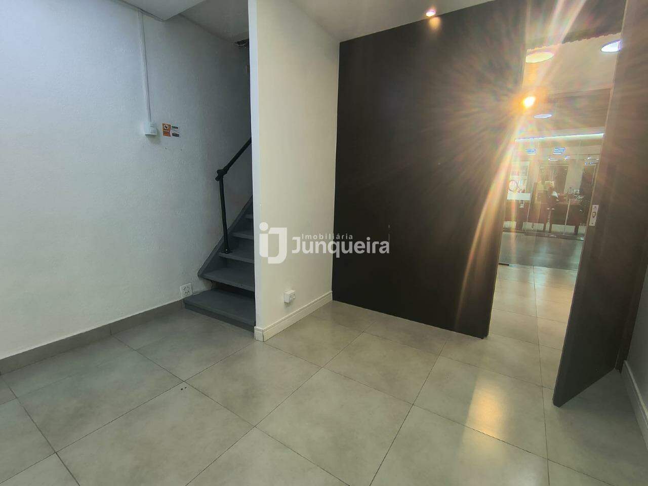 Sala Comercial para alugar, no bairro Centro em Piracicaba - SP