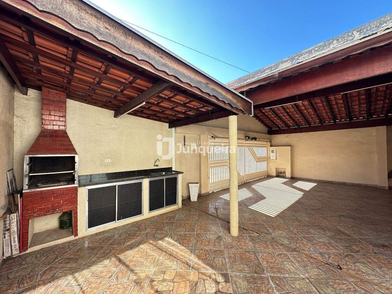 Casa à venda, 3 quartos, 3 vagas, no bairro Cecap em Piracicaba - SP