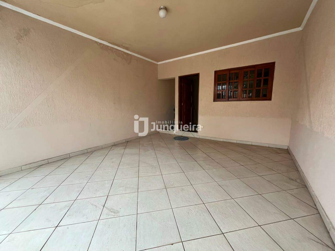 Casa à venda, 3 quartos, 2 vagas, no bairro Santa Terezinha em Piracicaba - SP