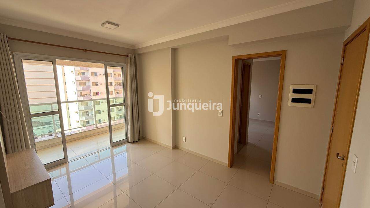 Apartamento para alugar no Adolpho Bortoletto, 1 quarto, sendo 1 suíte, 1 vaga, no bairro Centro em Piracicaba - SP