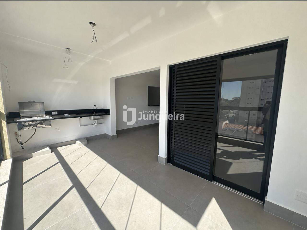 Apartamento à venda no Ilha de Maui, 3 quartos, sendo 1 suíte, 2 vagas, no bairro São Judas em Piracicaba - SP
