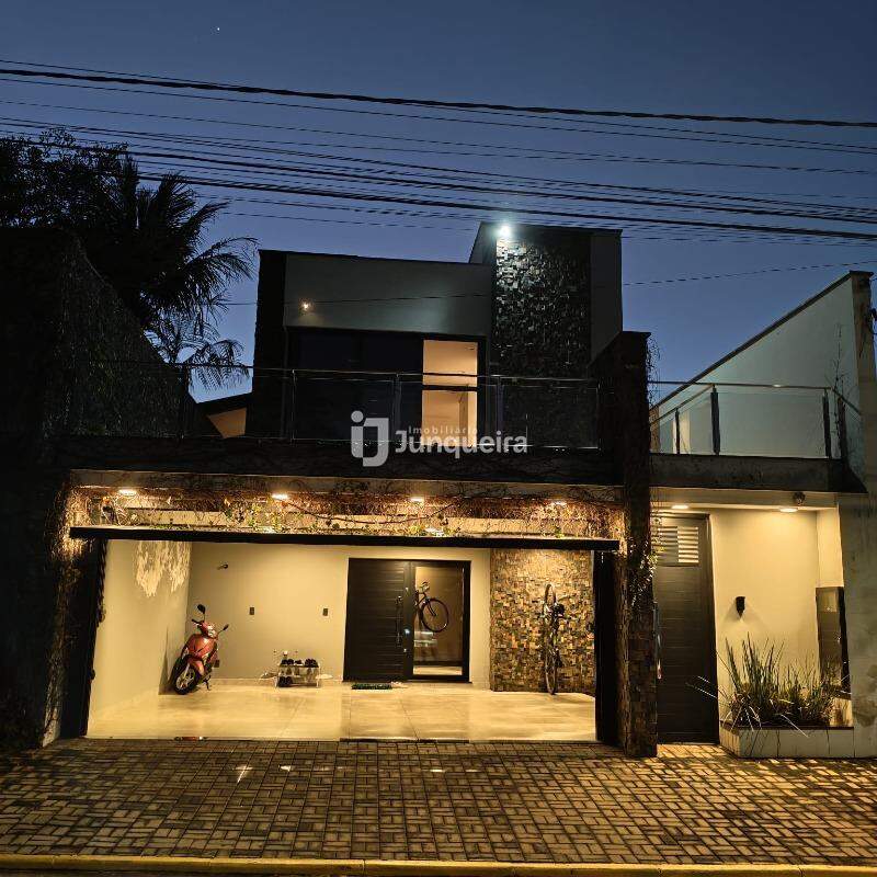 Casa à venda, 3 vagas, no bairro Bairro São Cristovão em Rio das Pedras - SP