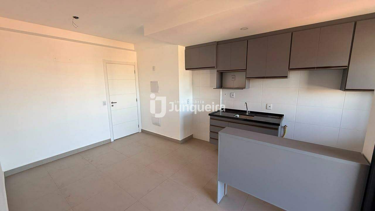 Apartamento para alugar no Novam New Life, 2 quartos, sendo 1 suíte, 1 vaga, no bairro Nova América em Piracicaba - SP