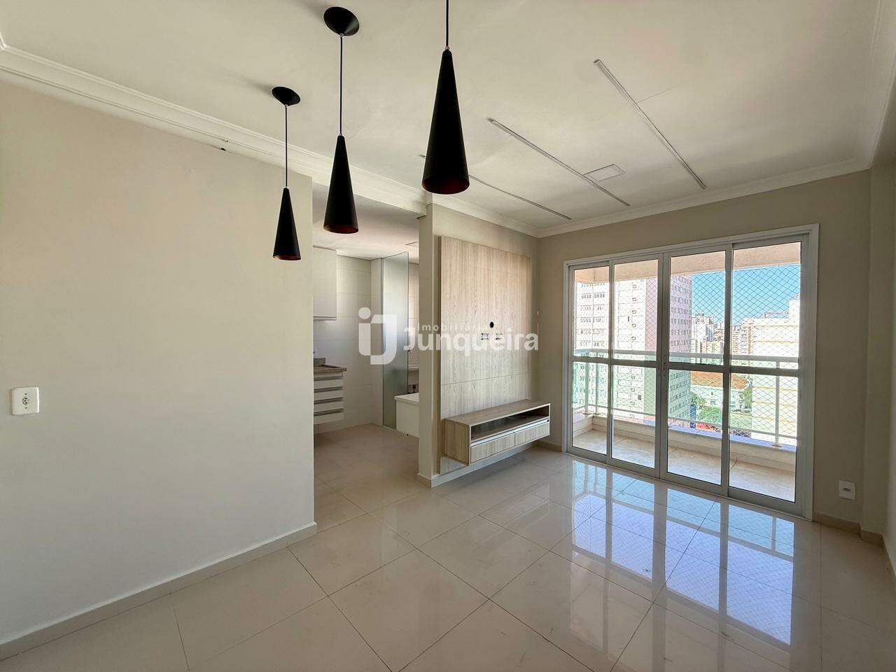 Apartamento à venda no Adolpho Bortoletto, 1 quarto, 1 vaga, no bairro Centro em Piracicaba - SP