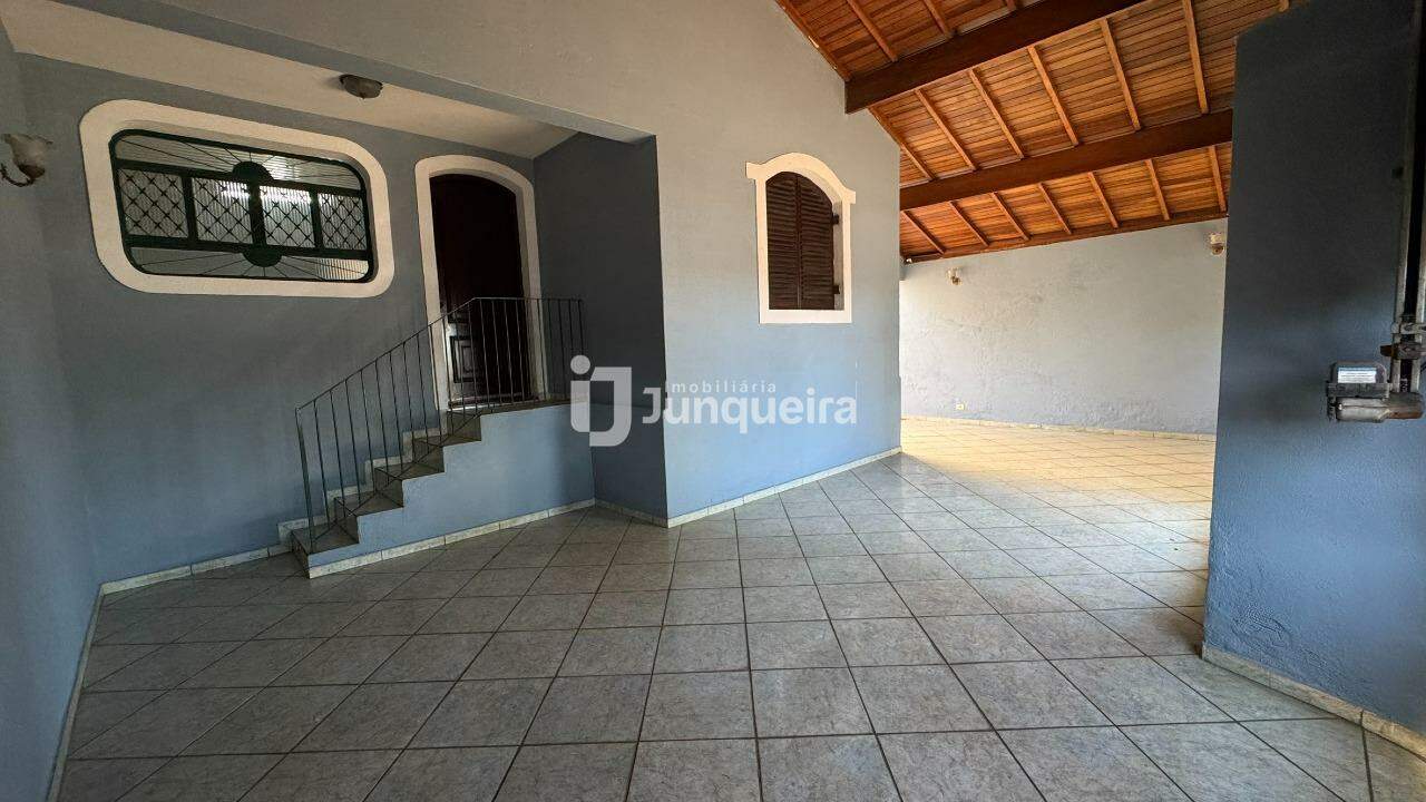 Casa à venda, 2 quartos, 3 vagas, no bairro Jardim Algodoal em Piracicaba - SP