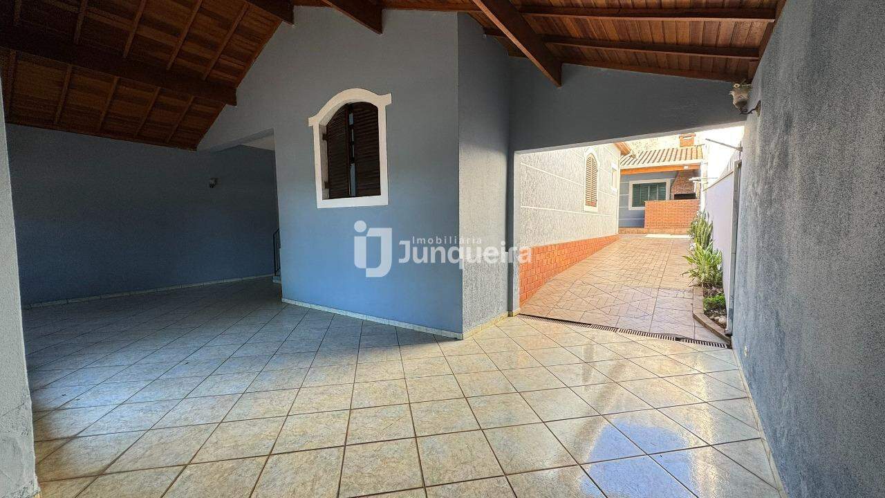 Casa à venda, 2 quartos, 3 vagas, no bairro Jardim Algodoal em Piracicaba - SP
