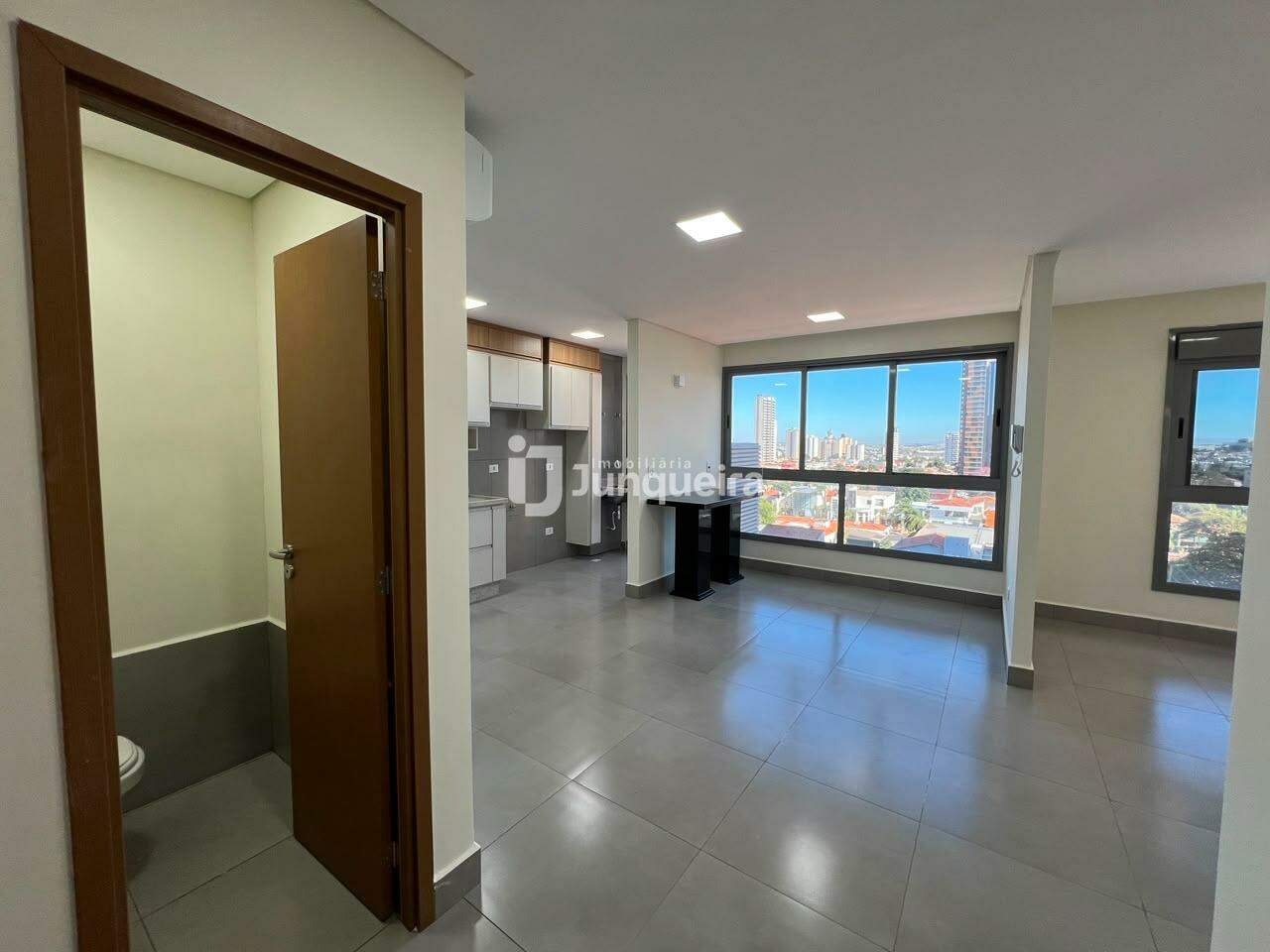 Apartamento para alugar no Vista Queiroz, 2 quartos, sendo 2 suítes, 2 vagas, no bairro São Judas em Piracicaba - SP